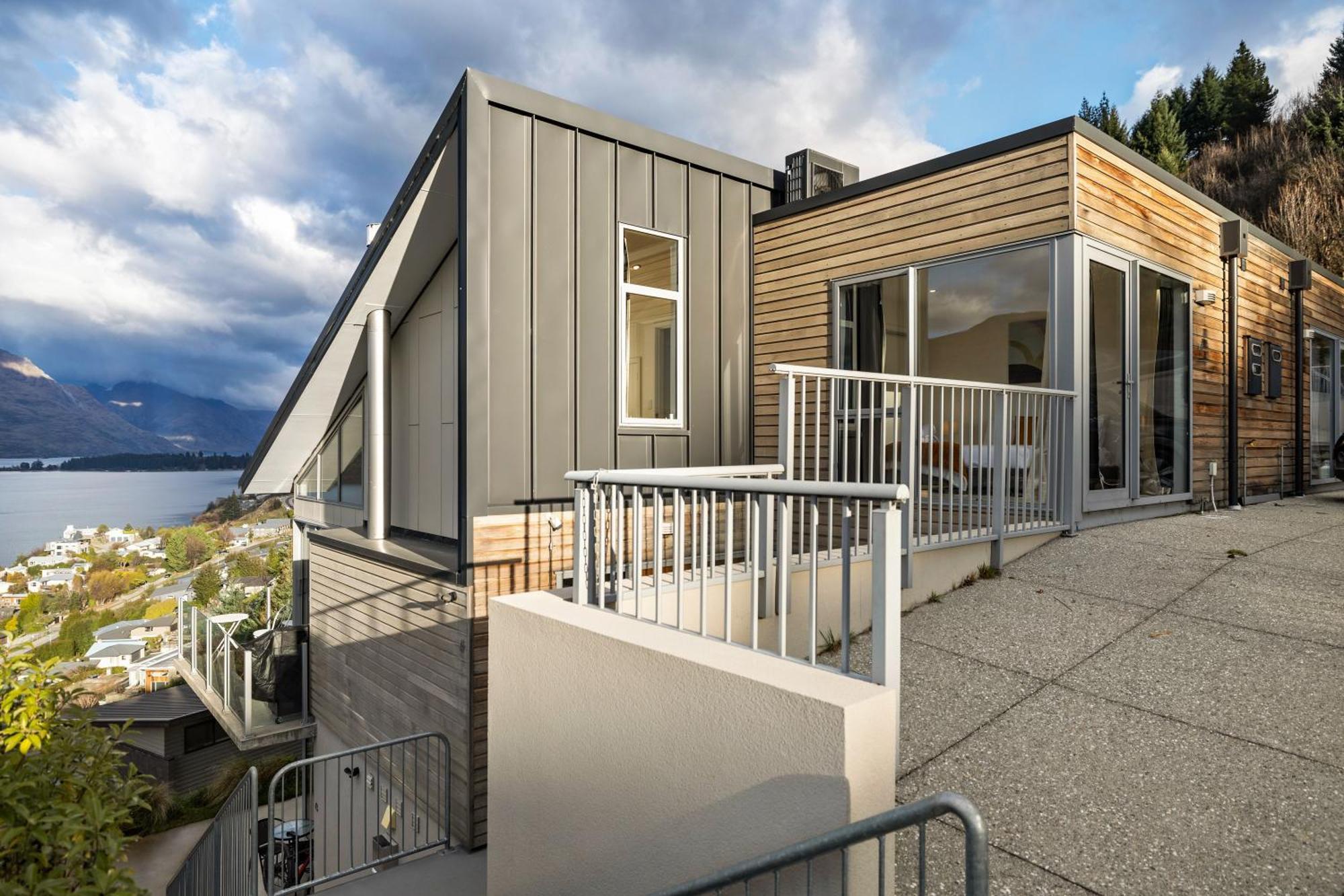 Luxury Away - Summit View Villa Queenstown Exterior photo